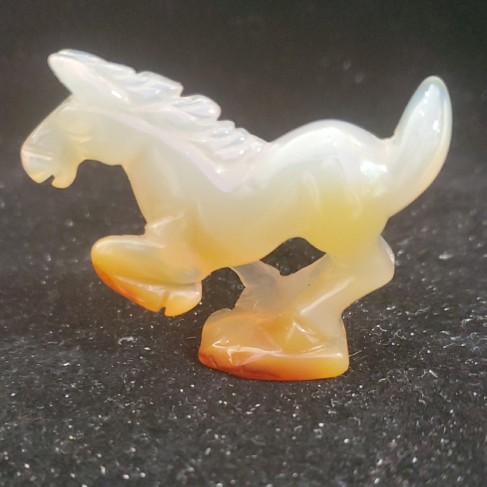 Carved Horse Figurine Carnelian GS543